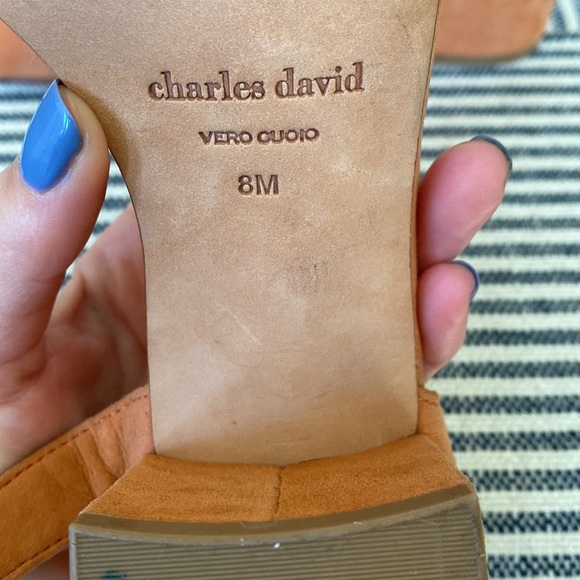 Charles David heels size 8, coral - Picture 6 of 7